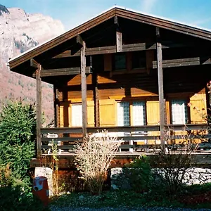 https://chalet-lieu-dit-maison-neuve.hotels-rhonealpes.com